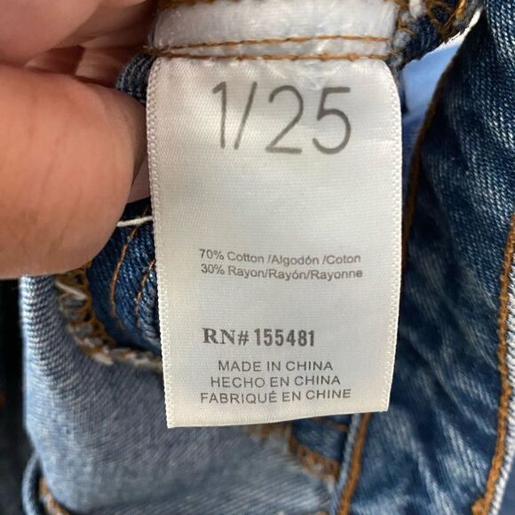 Simple Society Hip cut out high rise jeans, Size 1,                   RN# 155481 - Picture 5 of 5